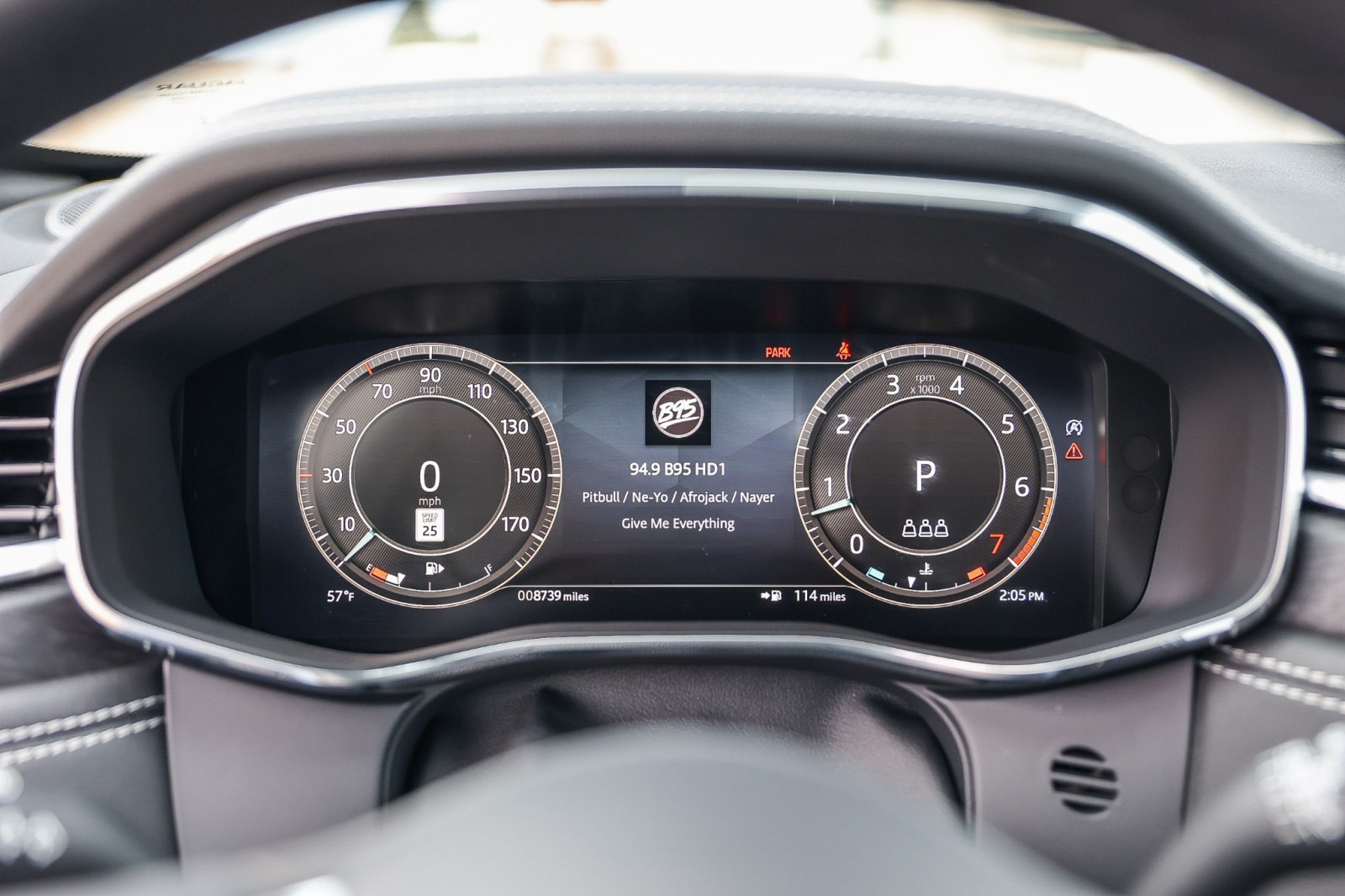 2024 Jaguar F-PACE P250 R-Dynamic S photo 22