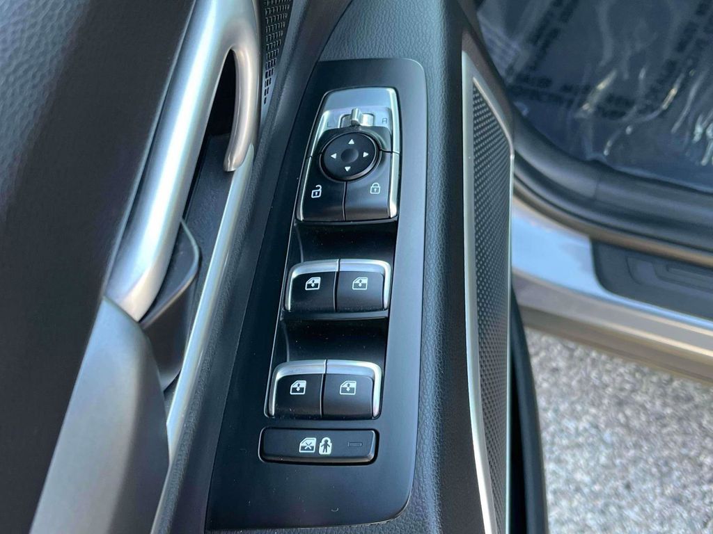 2022 Kia Telluride LX photo 14