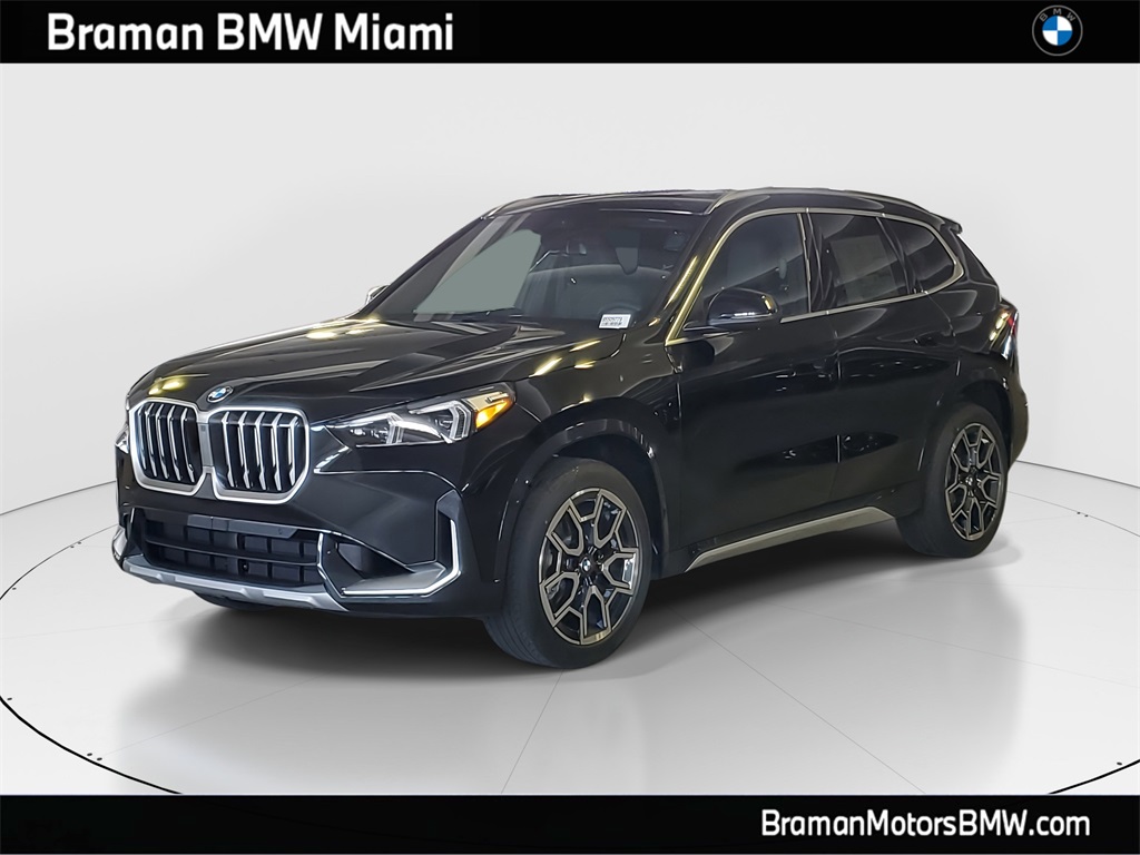 2026 BMW X1 28i's photo
