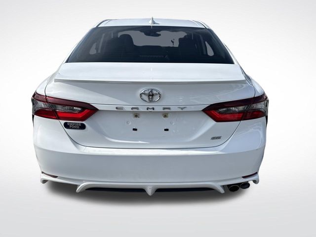2024 Toyota Camry SE photo 4