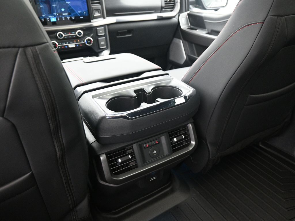 2025 Ford F-150 Lariat photo 25