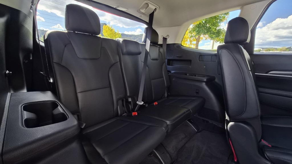 2025 Kia Telluride S photo 18
