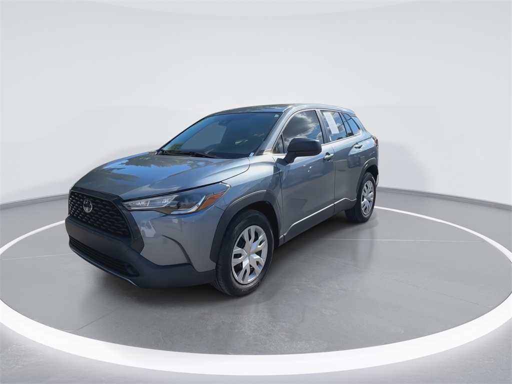 2022 Toyota Corolla Cross L photo 4