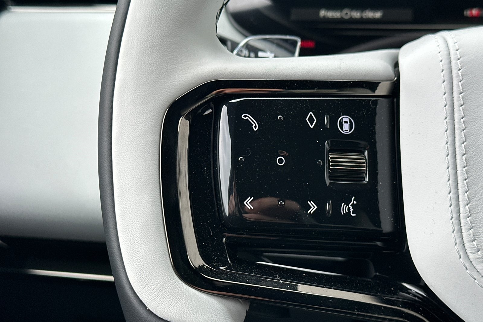 2025 Land Rover Range Rover Sport photo 27