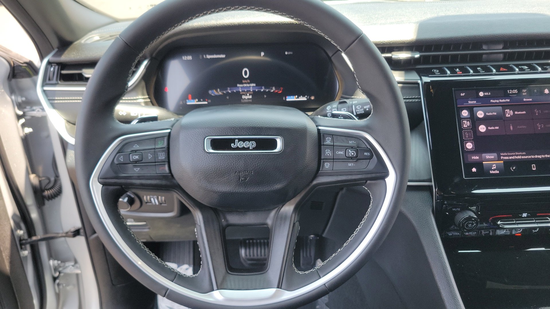 2025 Jeep Grand Cherokee Laredo X photo 20