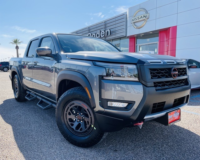 2026 Nissan Frontier PRO-X's photo