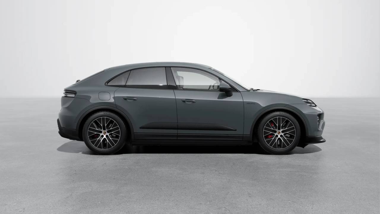 2025 Porsche Macan Electric photo 7