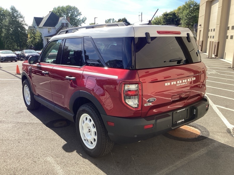 2025 Ford Bronco Sport Heritage photo 2