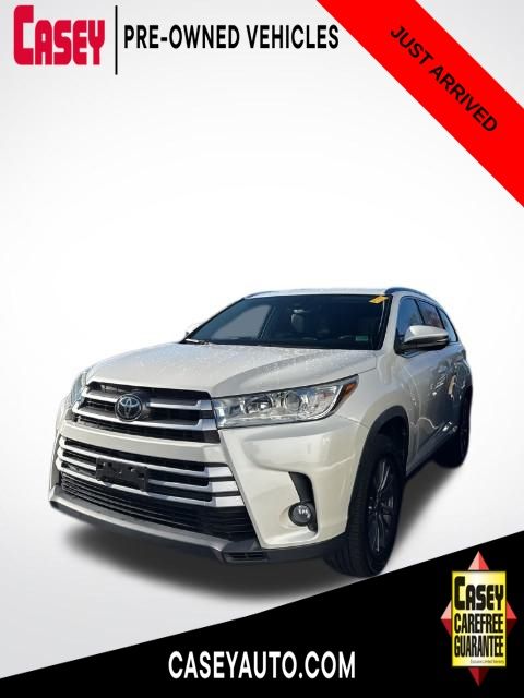 2019 Toyota Highlander XLE's photo