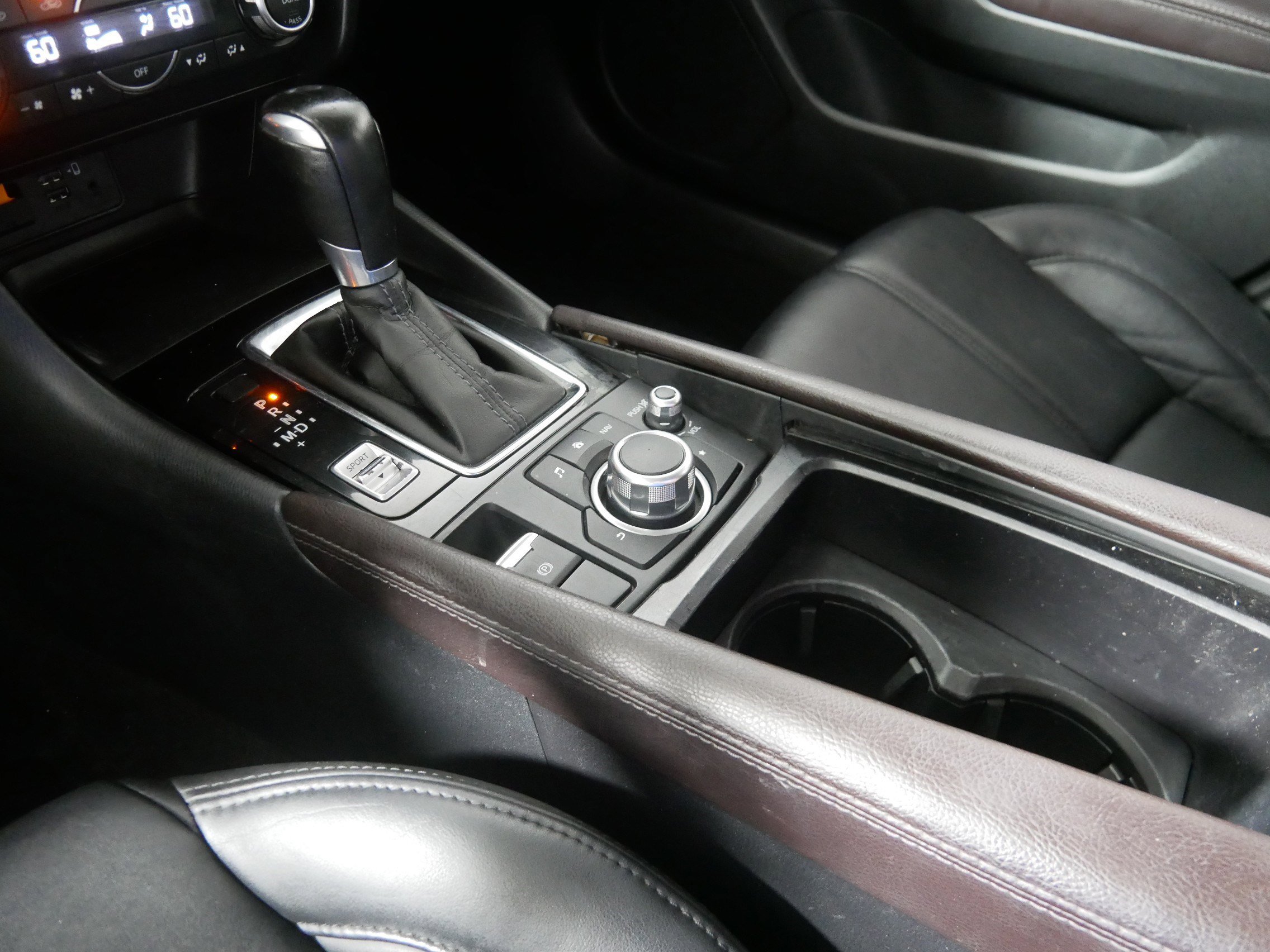 2017 Mazda Mazda3 Touring photo 21