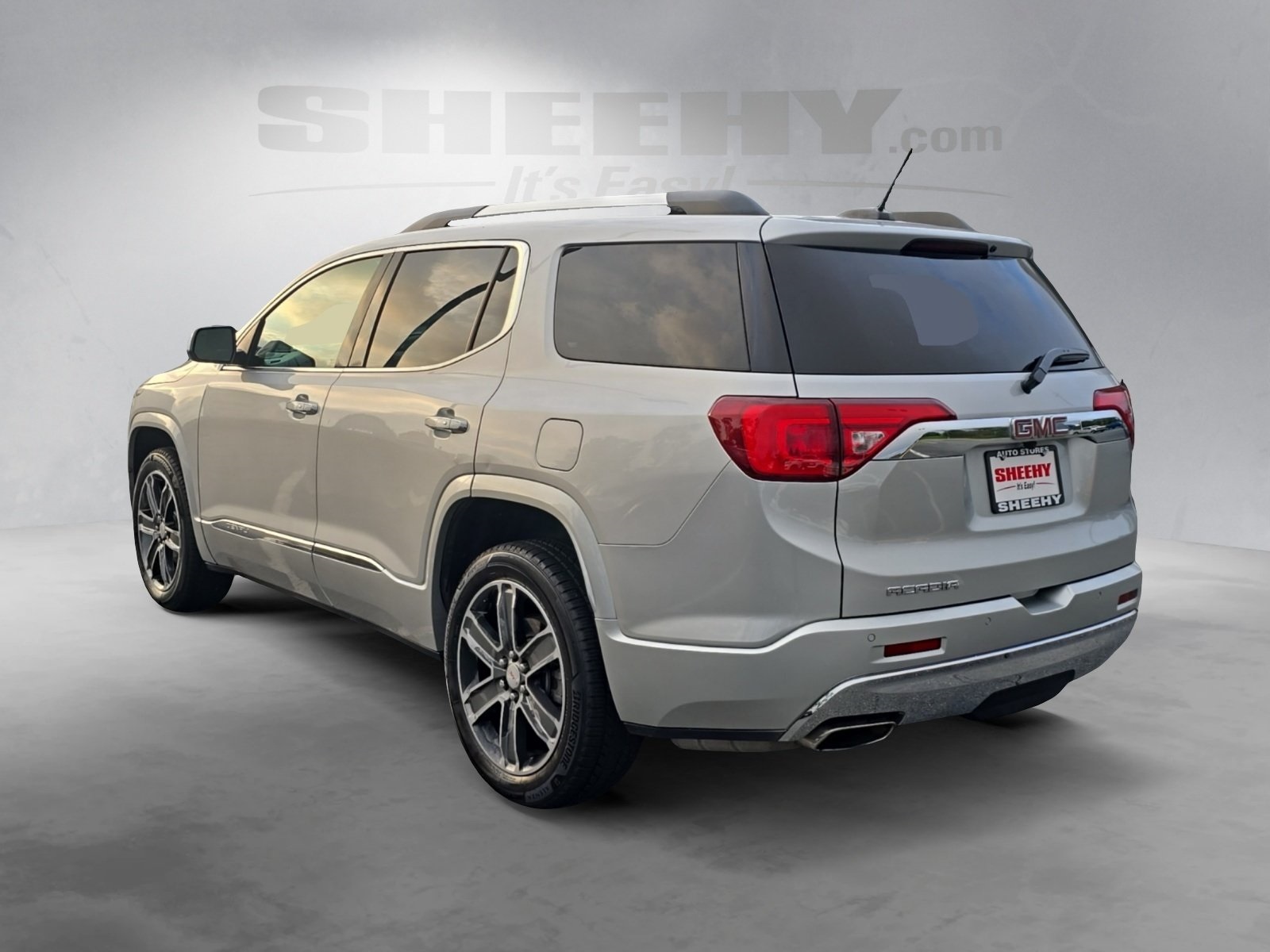 2019 Gmc Acadia Denali photo 3