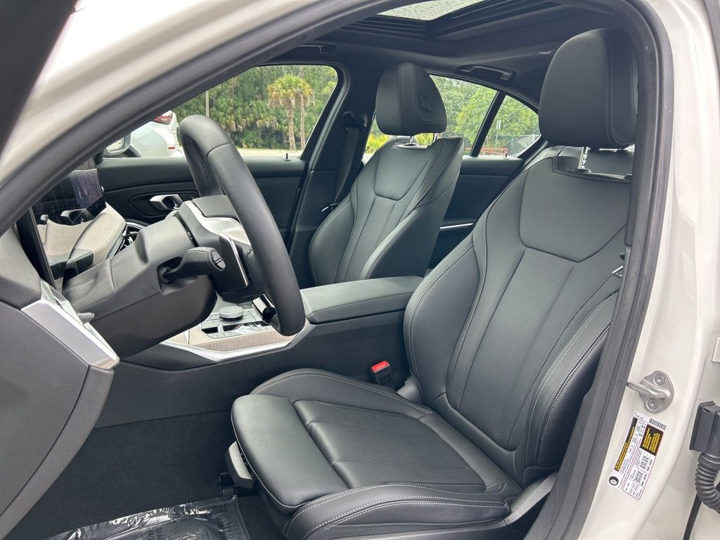 2025 Bmw 330i photo 13