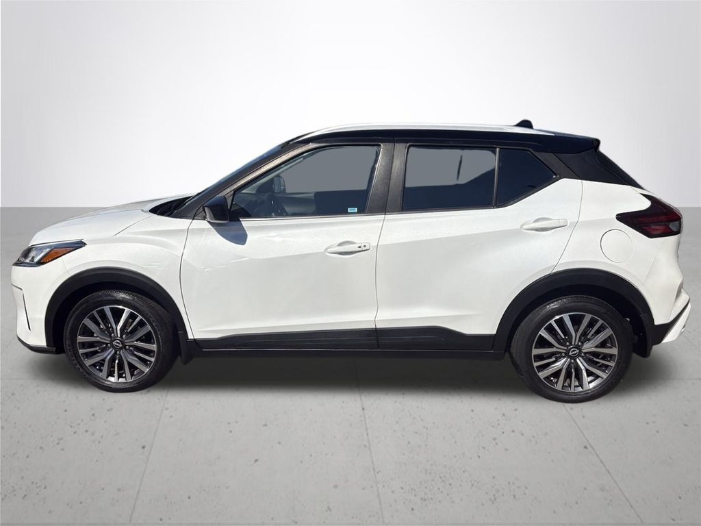 2023 Nissan Kicks SV photo 10