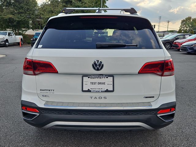 2022 Volkswagen Taos SEL photo 14