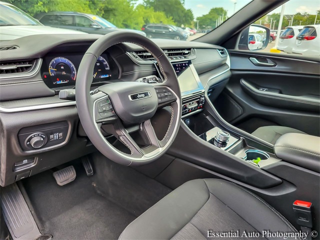 2024 JEEP GRAND CHEROKEE L - Image 9