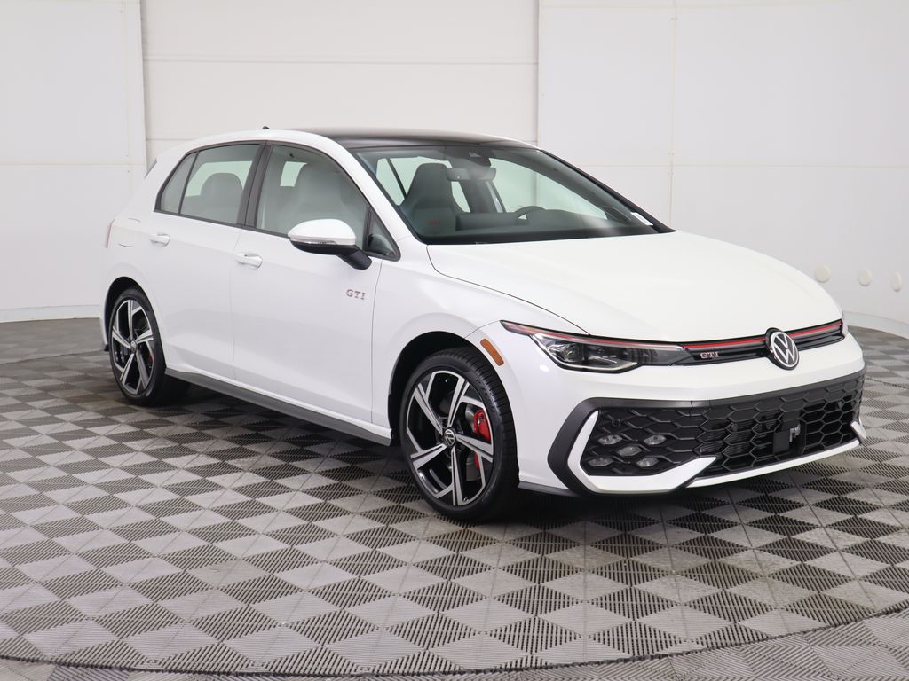 2025 Volkswagen Golf GTI SE photo 3