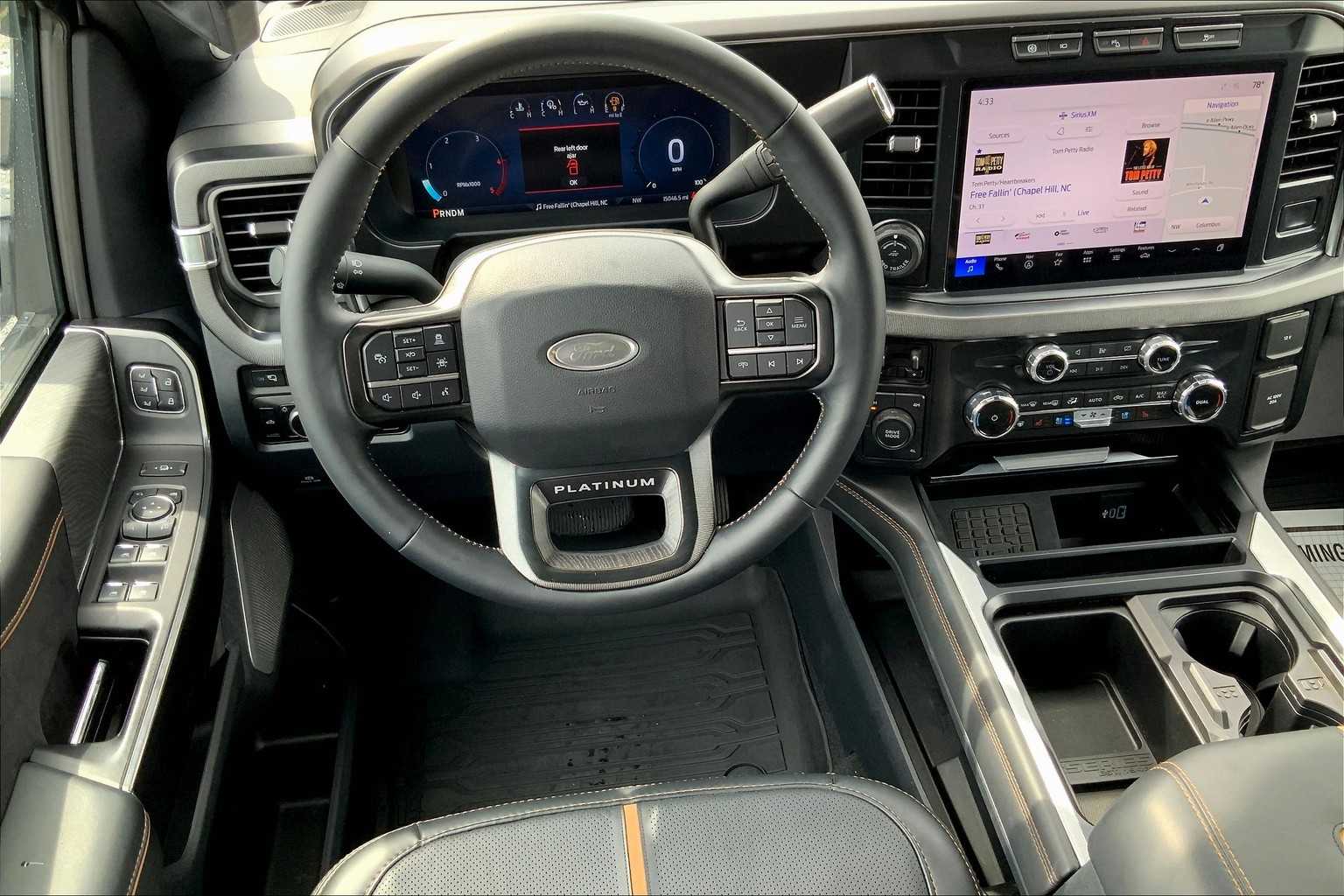 2024 Ford F-250 Platinum photo 9