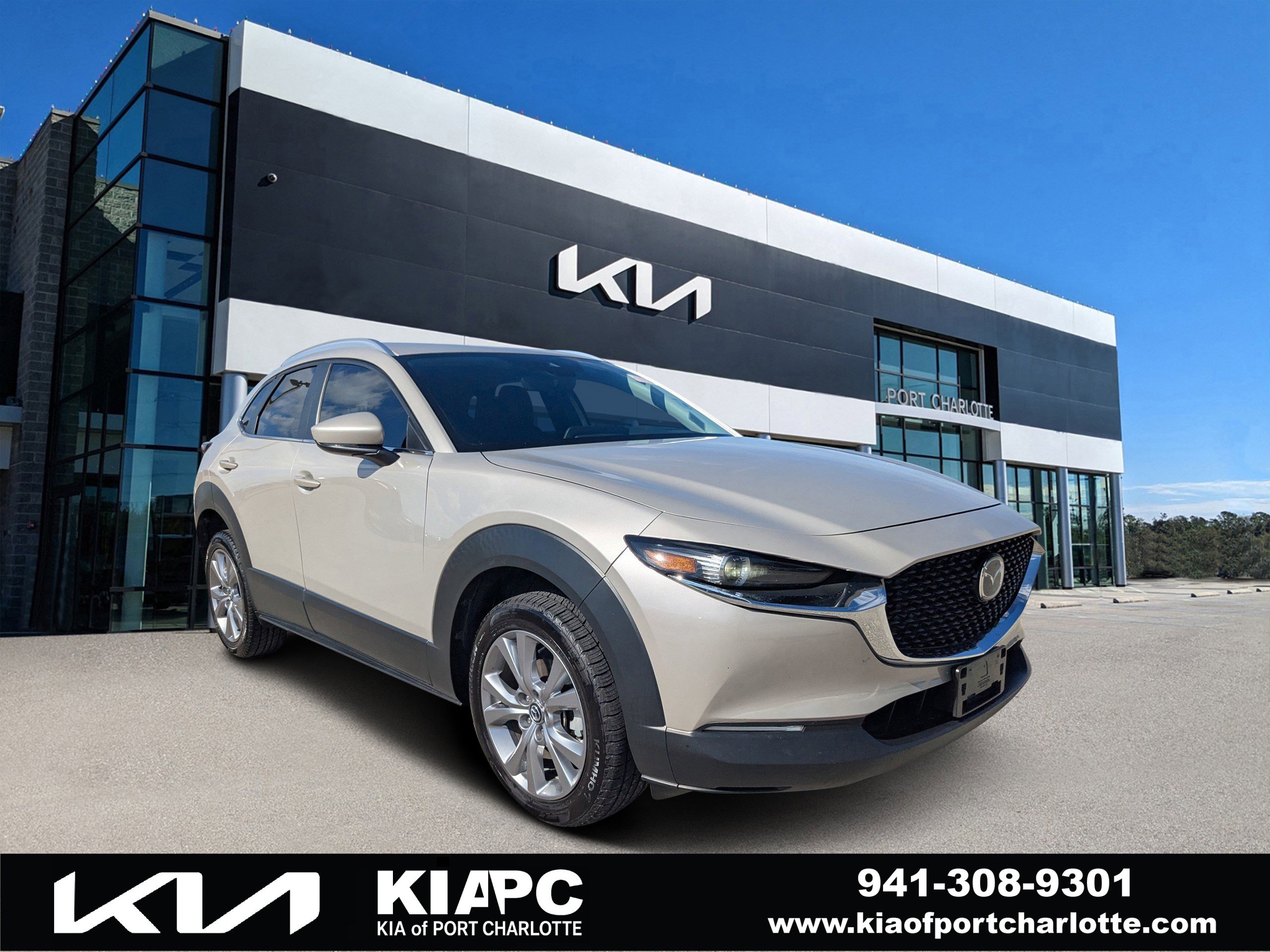 2022 Mazda CX-30 Select's photo