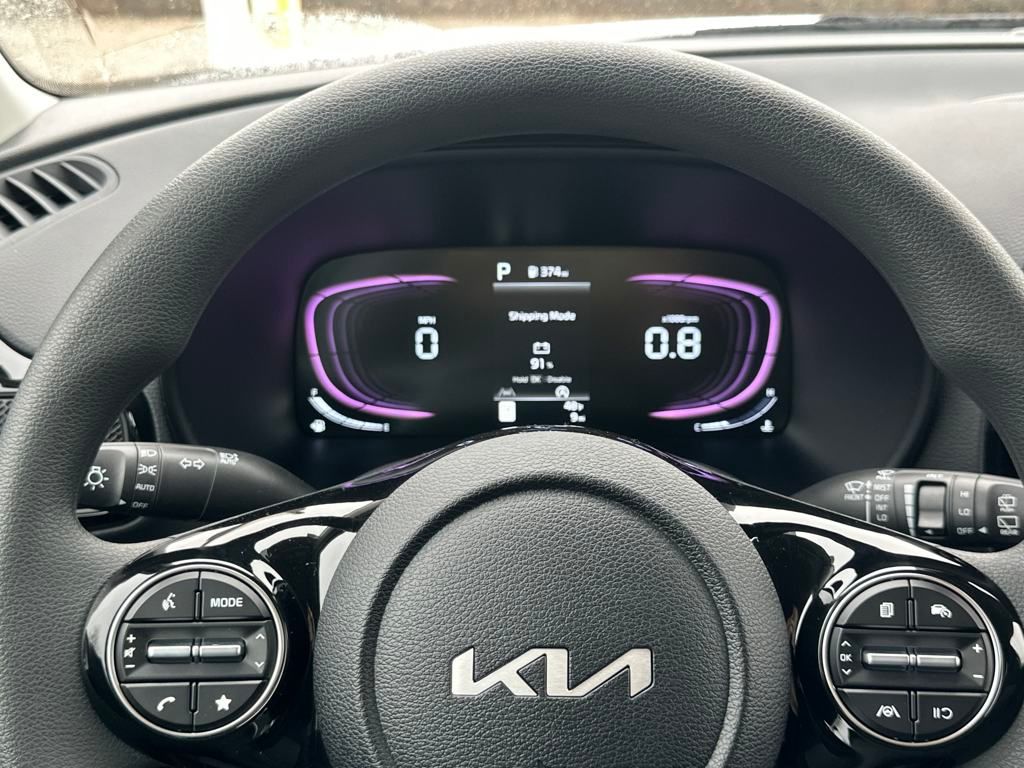 2025 Kia Soul S photo 16