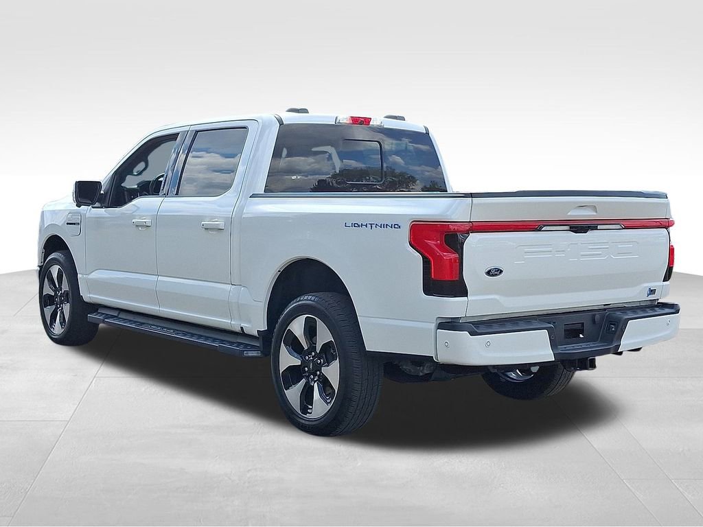 2022 Ford F-150 Lightning Platinum photo 4