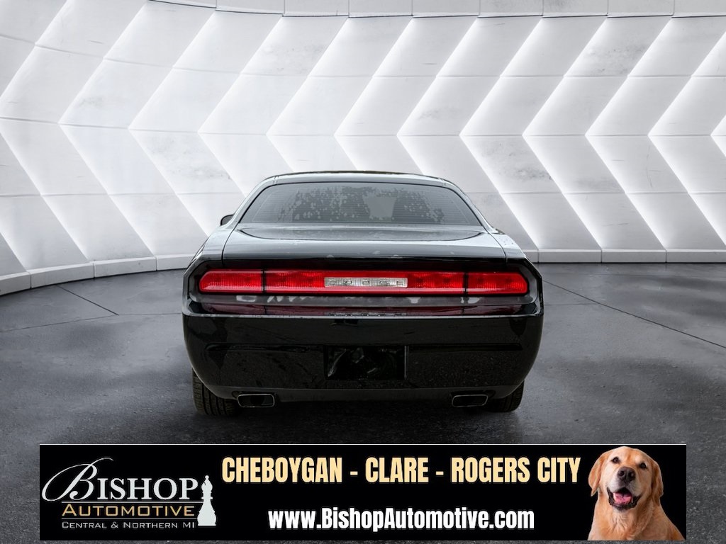 2014 Dodge Challenger SXT photo 6