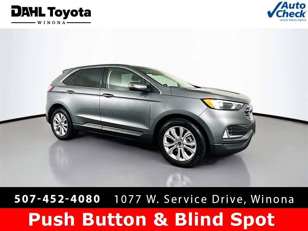 2024 Ford Edge Titanium's photo