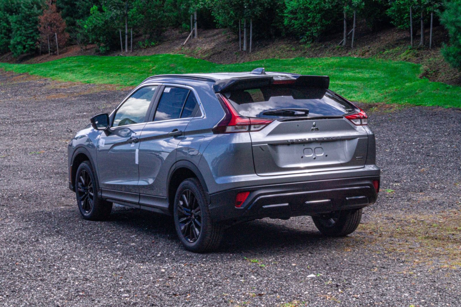 2025 Mitsubishi Eclipse Cross LE Ralliart photo 4