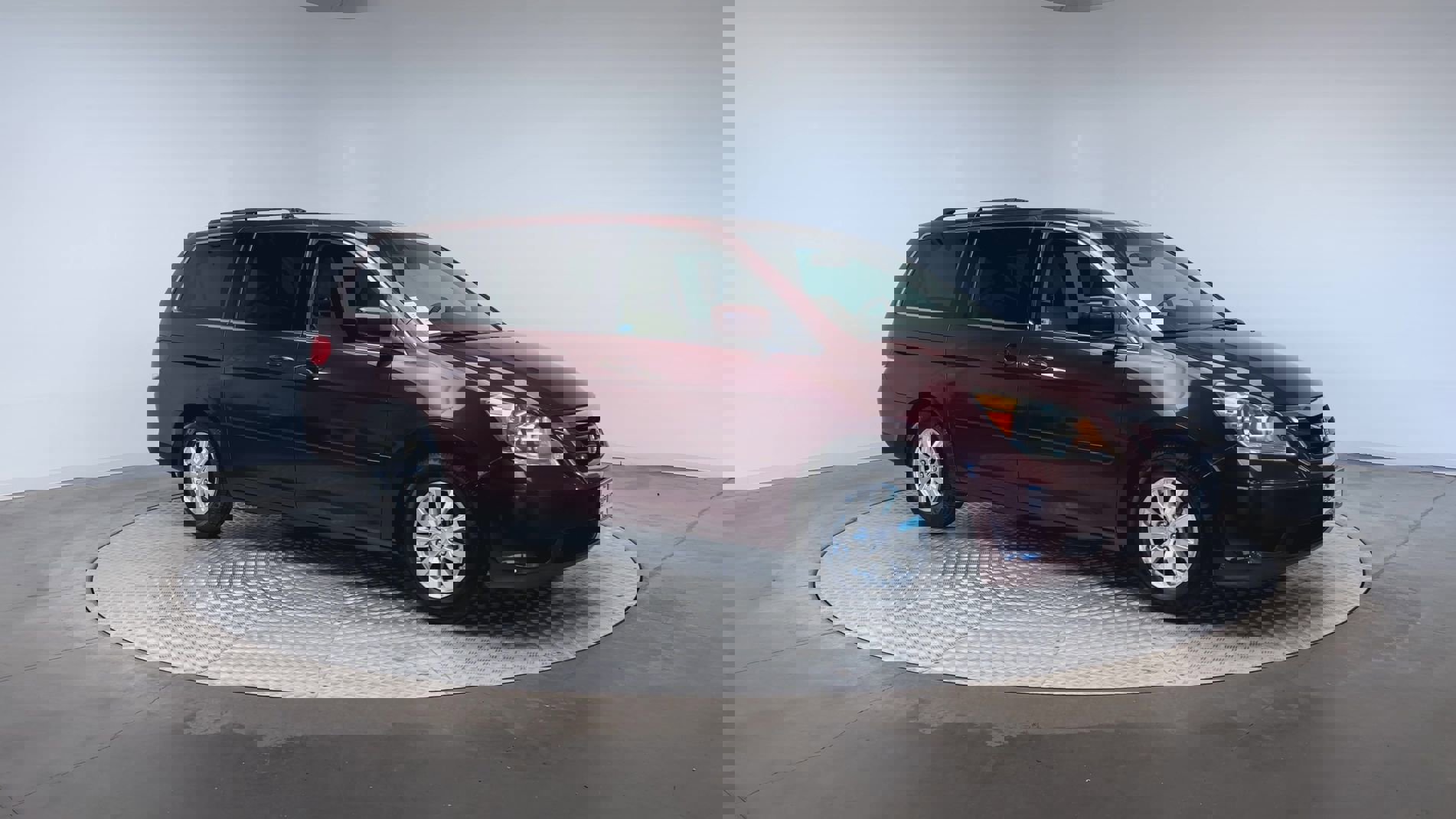 Used 2010 Honda Odyssey EX with VIN 5FNRL3H40AB106040 for sale in Highlands Ranch, CO