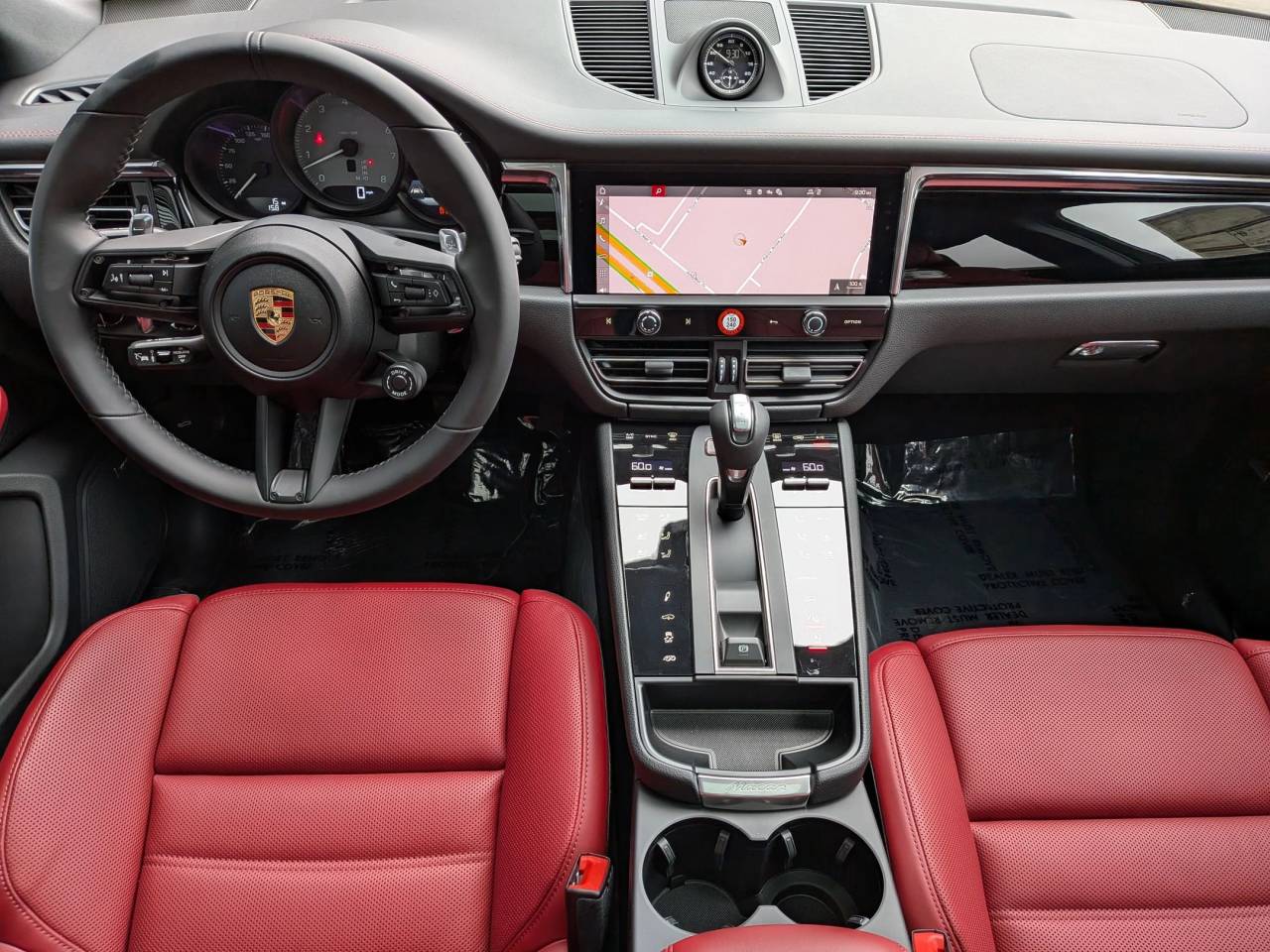 2025 Porsche Macan S photo 22