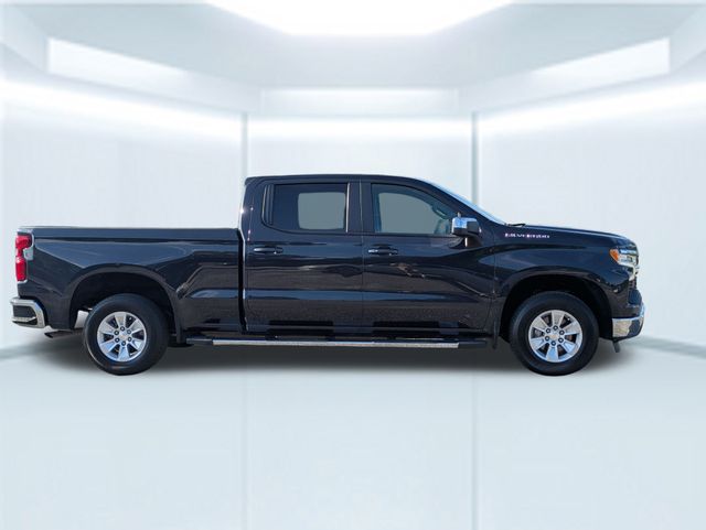 2024 Chevrolet Silverado 1500 LT photo 4