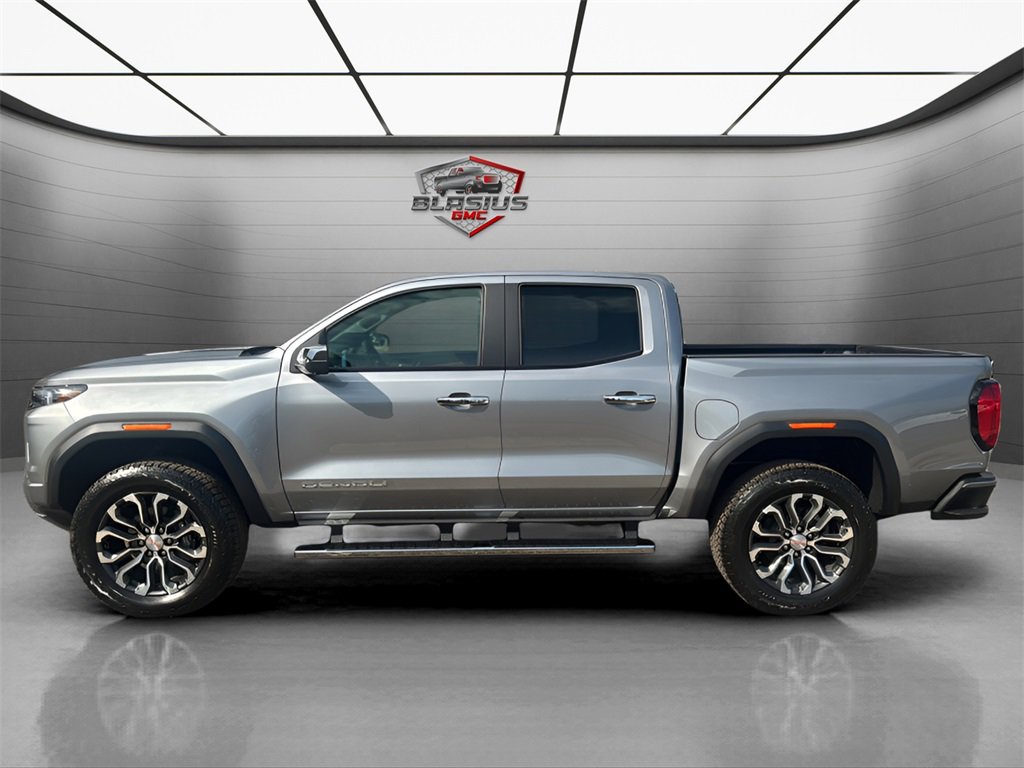 2026 Gmc Canyon Denali photo 2