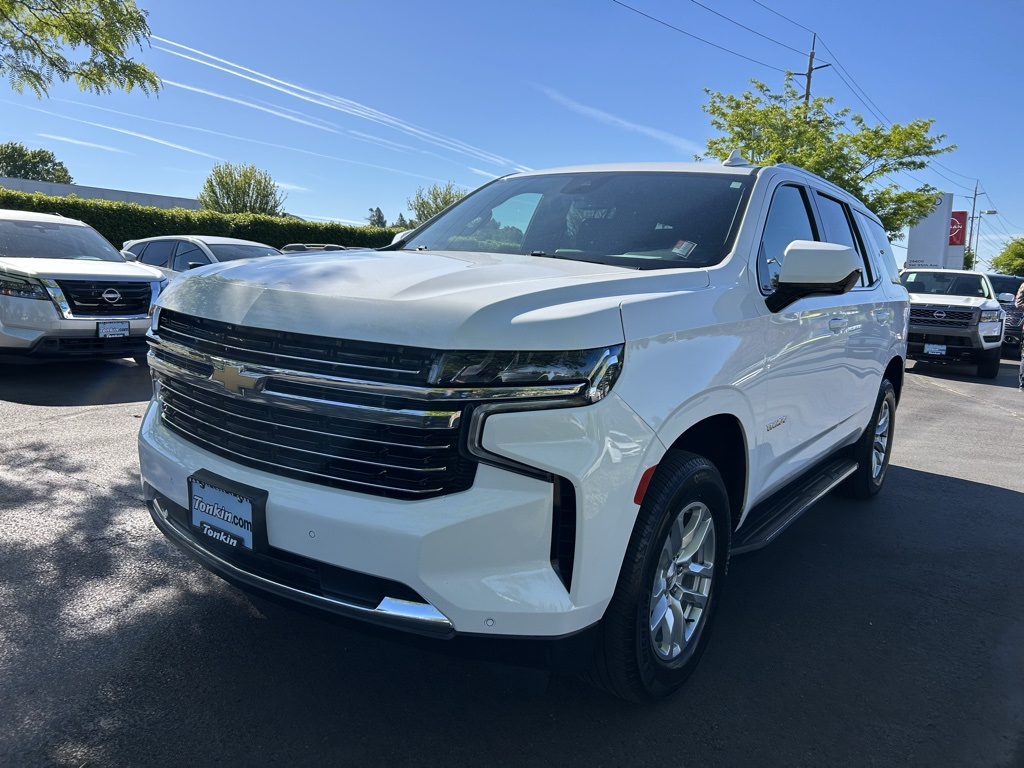 2023 Chevrolet Tahoe LT photo 3