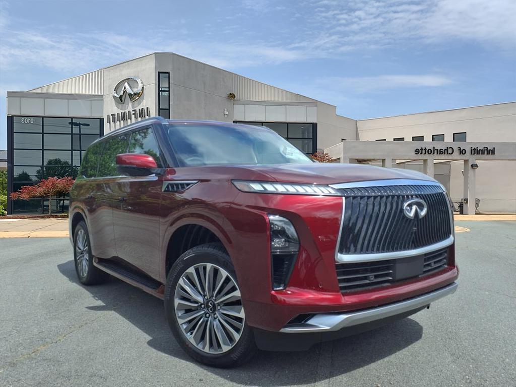 2025 INFINITI QX80 Luxe's photo