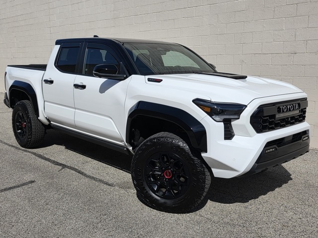 2025 Toyota Tacoma TRD Pro 4x4 photo 7