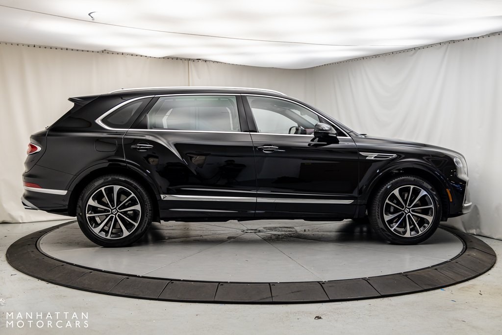 2024 Bentley Bentayga EWB photo 6