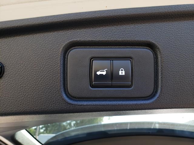 2023 Nissan Pathfinder SL photo 14