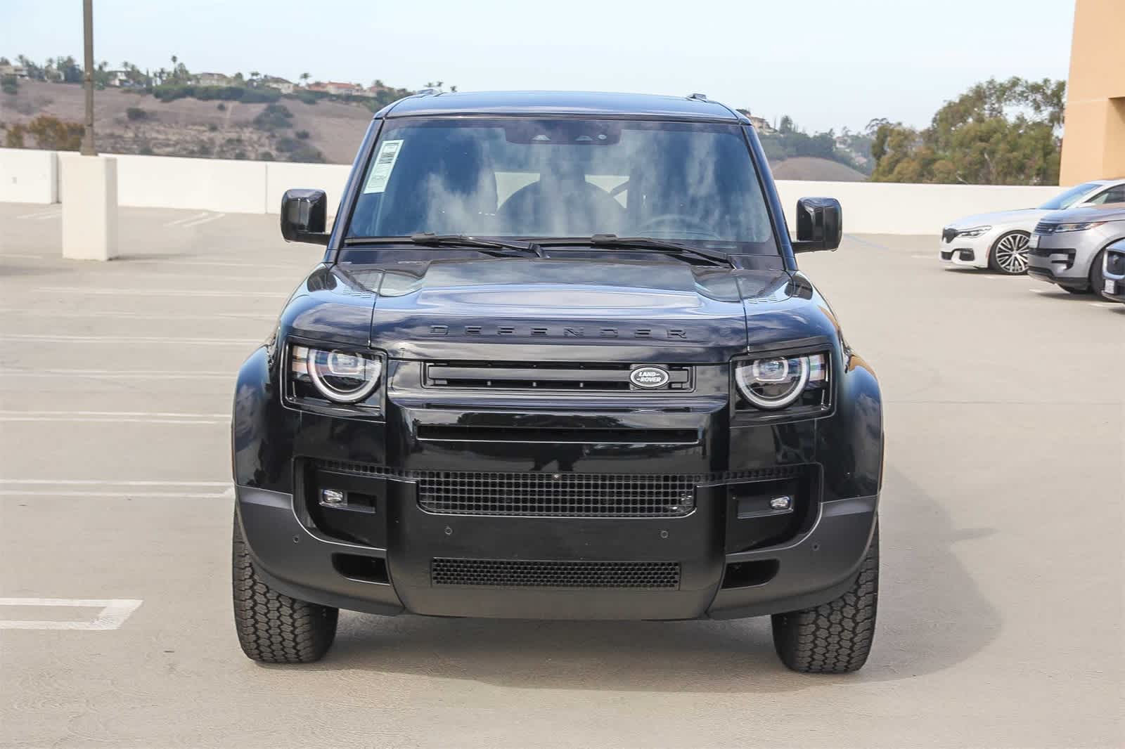 2026 Land Rover Defender 110 S photo 2