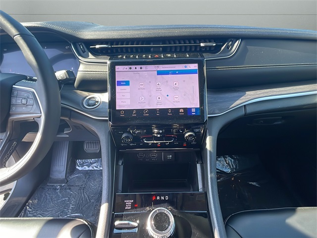 2024 Jeep Grand Cherokee Limited photo 23