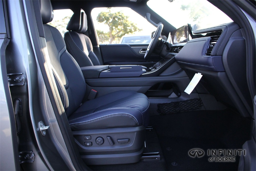2026 Infiniti QX80 Sensory photo 12