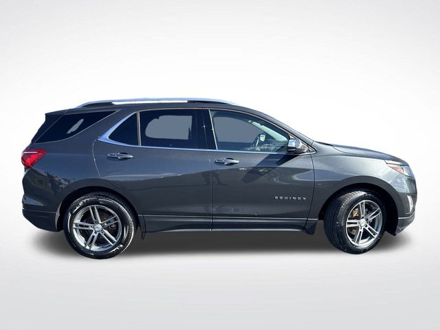 2018 Chevrolet Equinox Premier photo 2