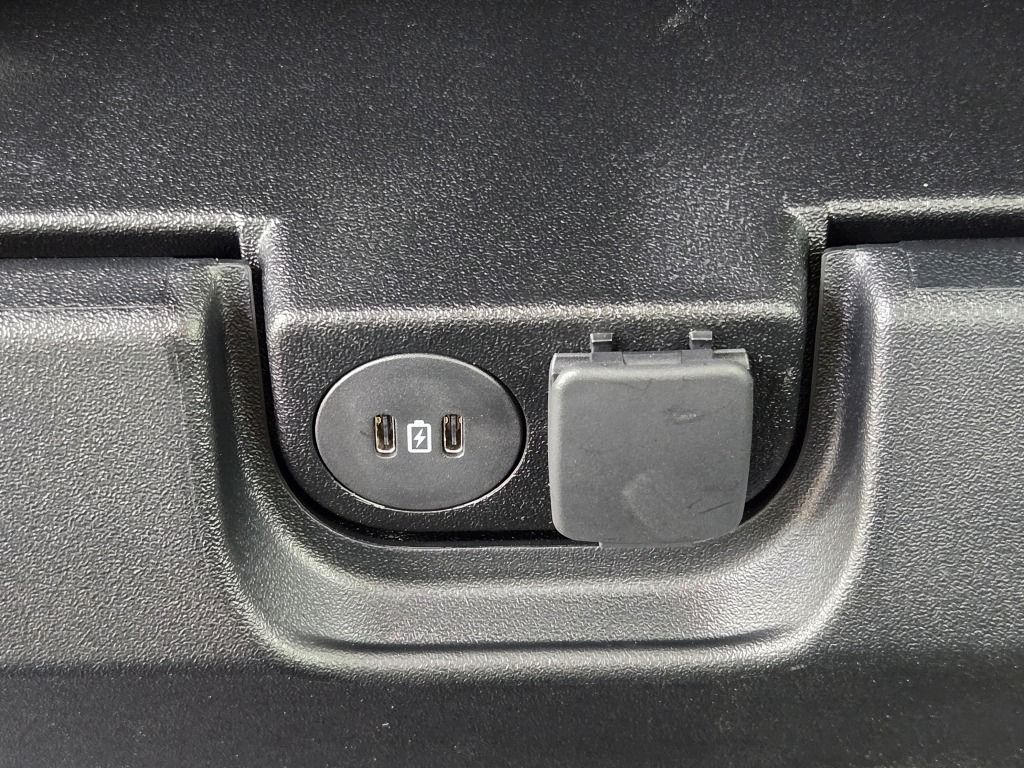 2026 Ford F-250 photo 16