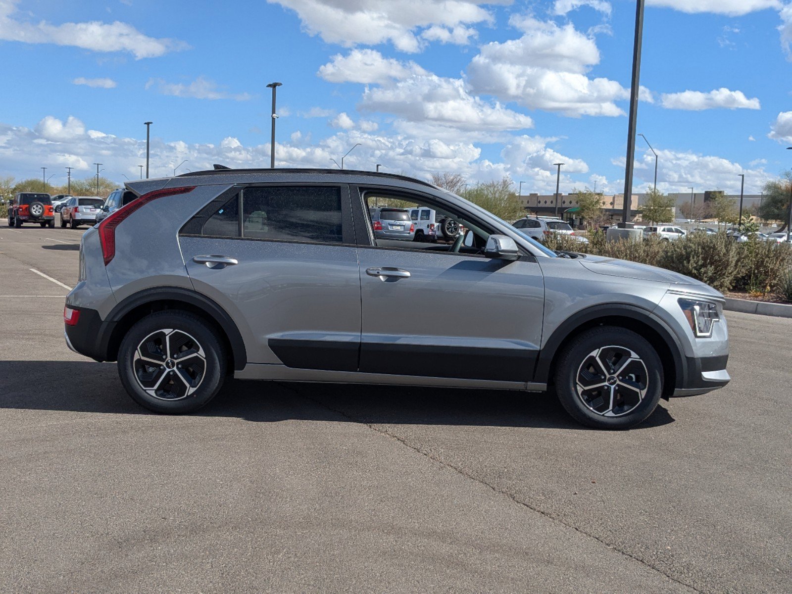 2025 Kia Niro EX photo 5