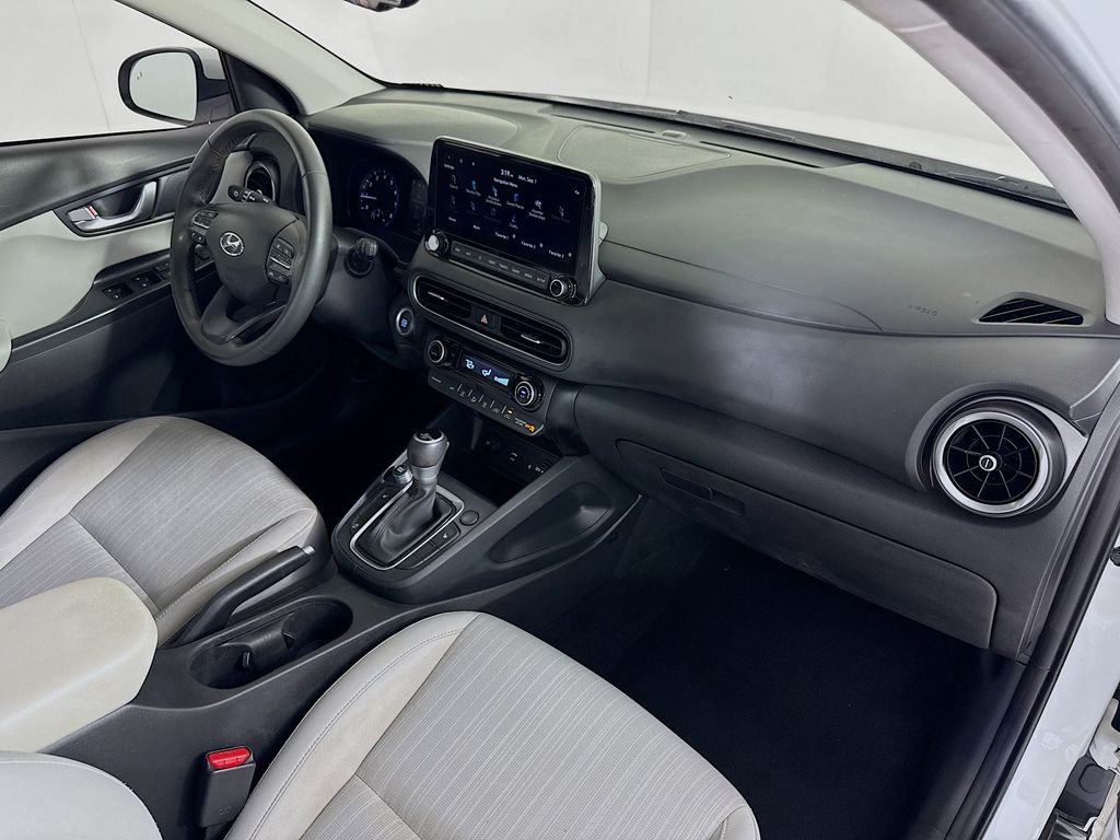 2023 Hyundai Kona SEL photo 31