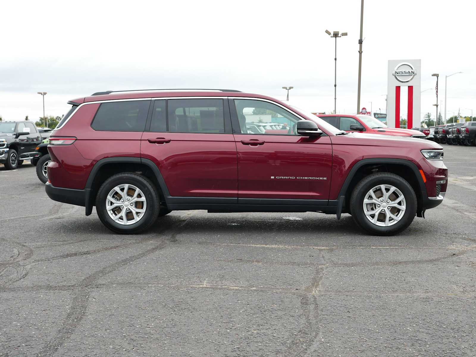 2023 Jeep Grand Cherokee Limited photo 8