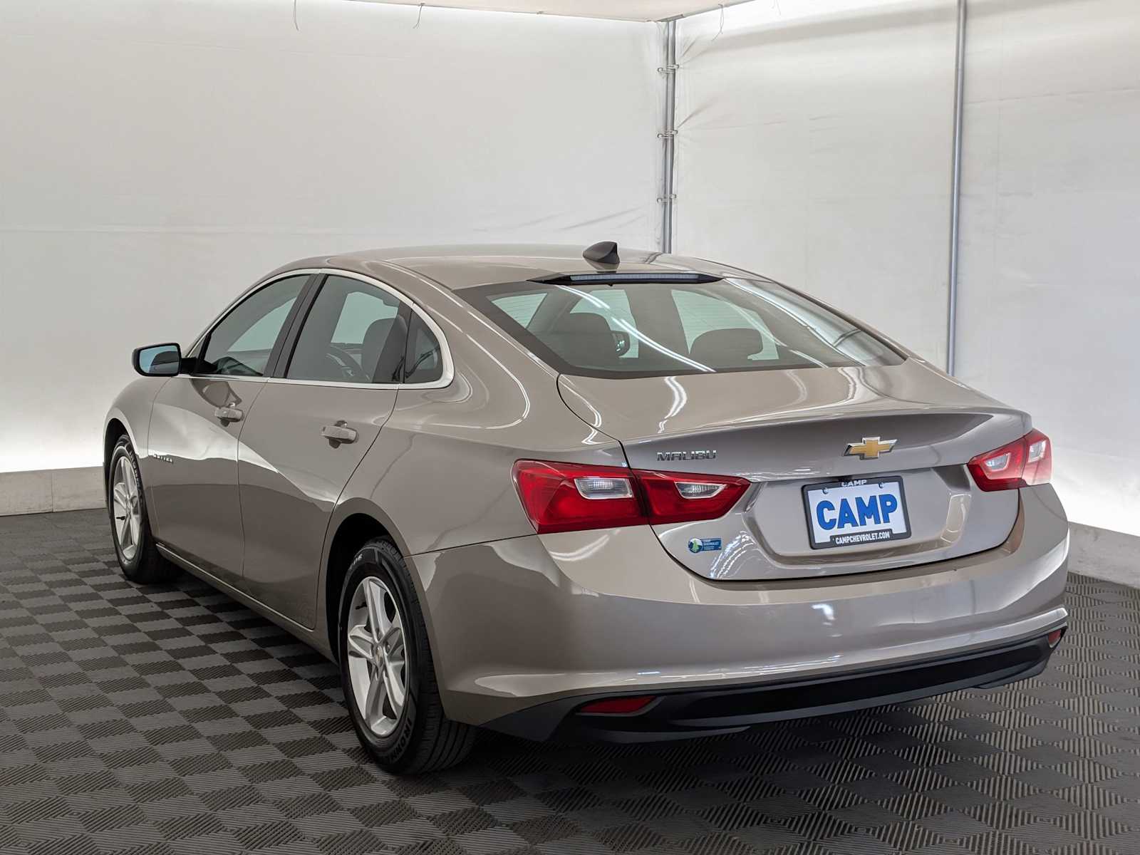 2023 Chevrolet Malibu LS photo 3