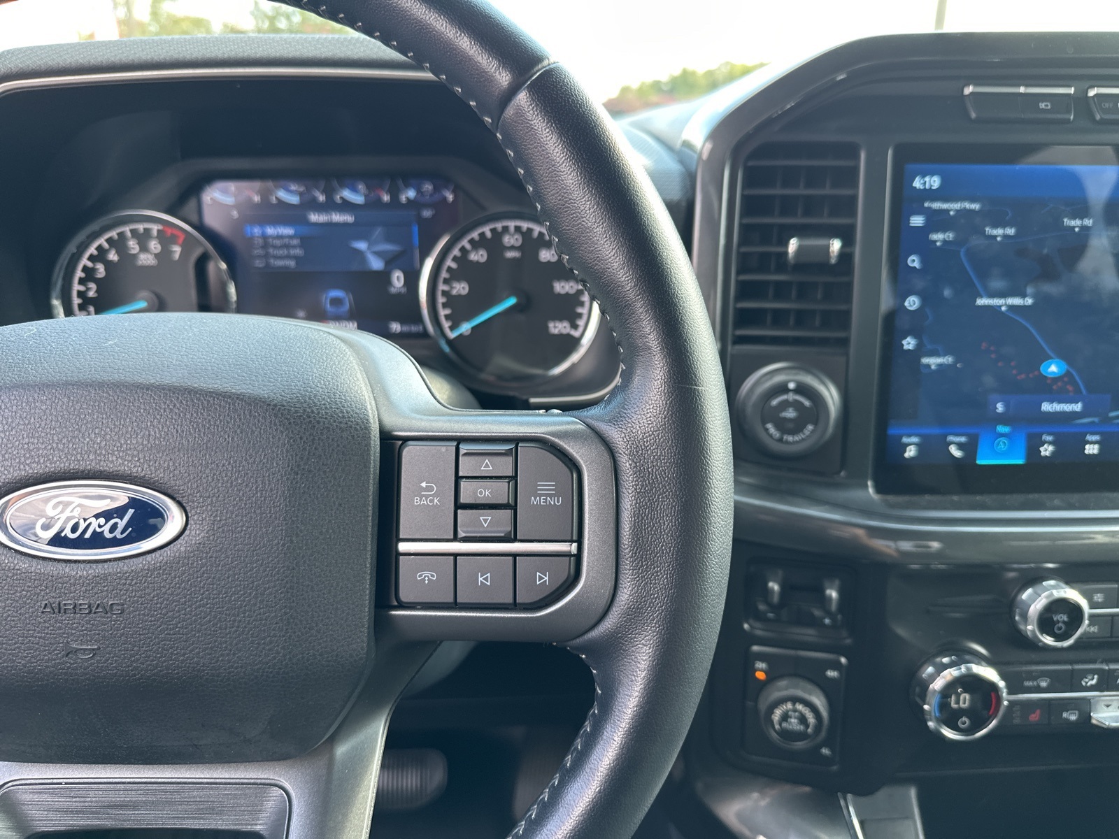 2021 Ford F-150 XLT photo 16
