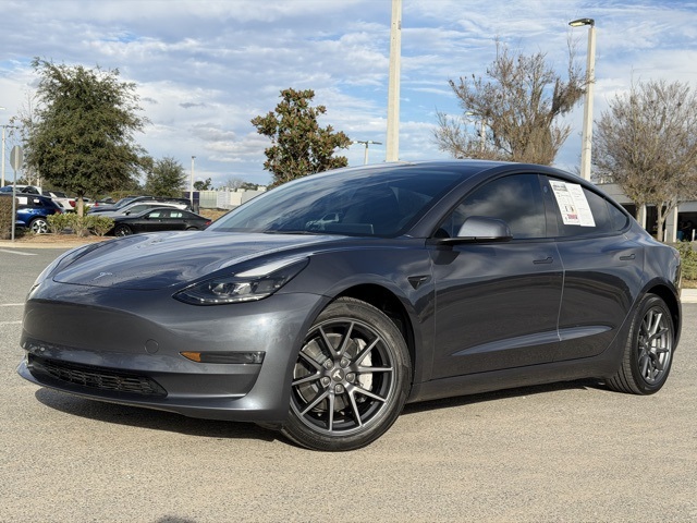 2022 Tesla Model 3 Long Range's photo