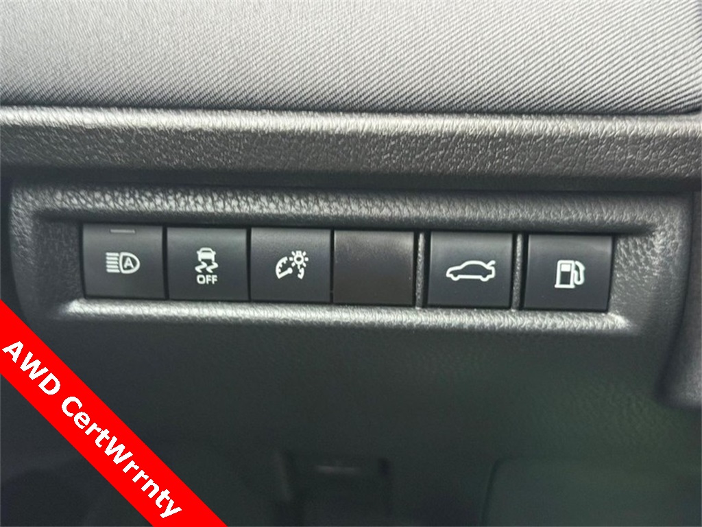 2025 Toyota Camry LE photo 27