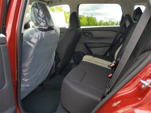 2026 Nissan Rogue S photo 6