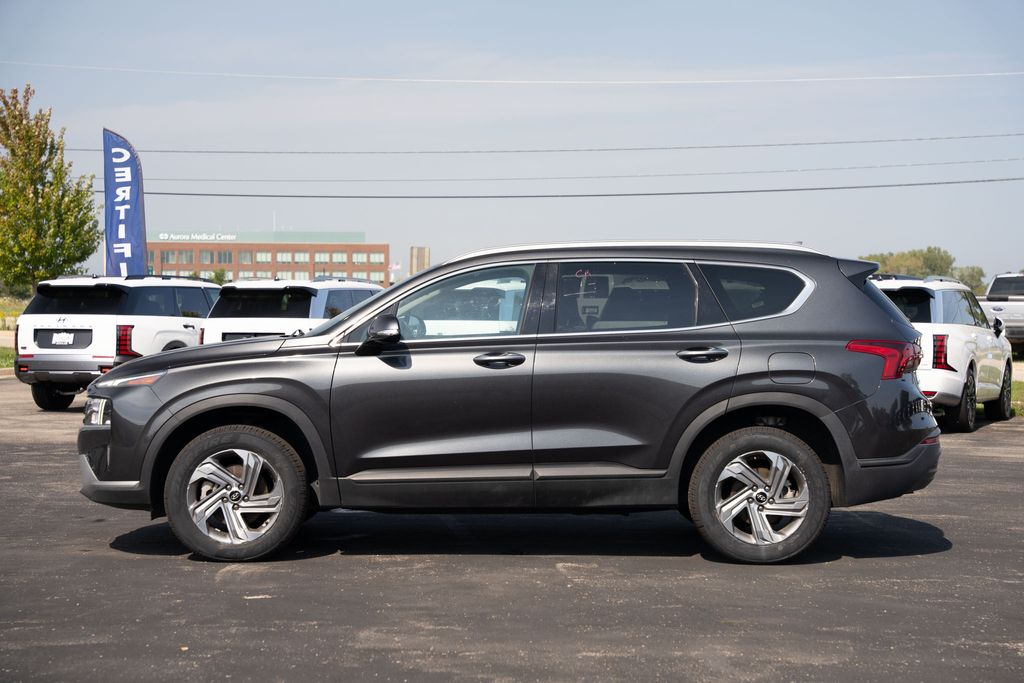 2023 Hyundai Santa Fe SEL photo 2